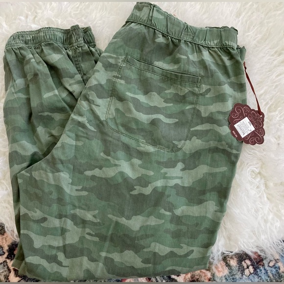 NWT Women’s Knox Rose Army Camouflage Pant Sz XXL - Picture 2 of 5